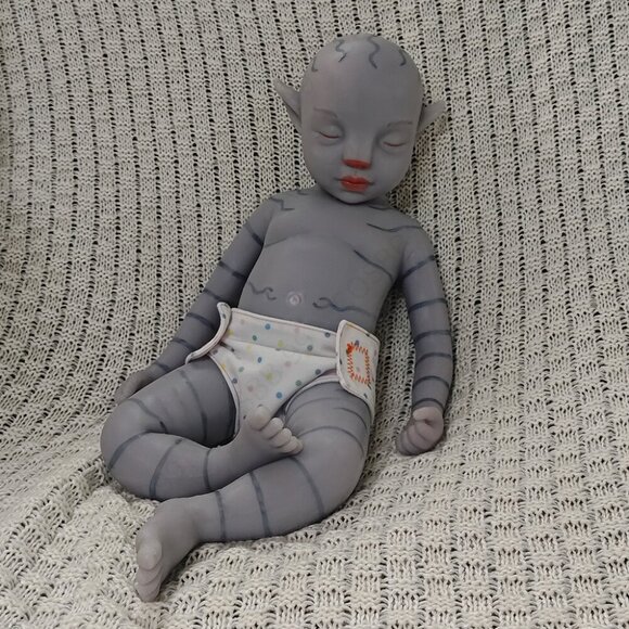 45cm Soft Silicone Handmade Arts Dolls 4.96lbs Full Silicone Reborn Baby BoyDoll - Picture 4 of 16